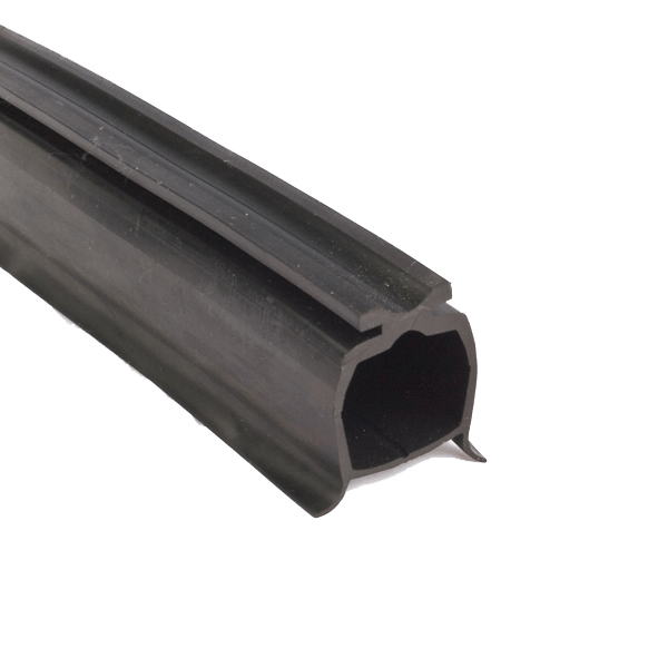 Bottom sealing for garage doors